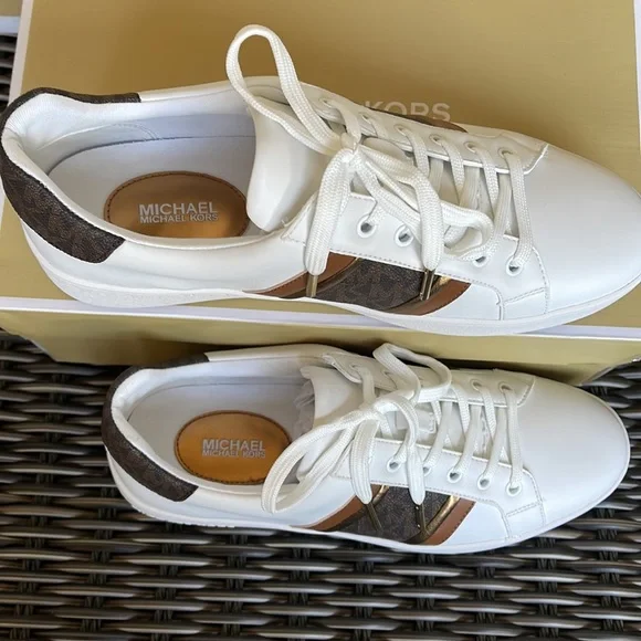 MICHAEL KORS POPPY STRIPE LACE UP NAPPA FAUX LEATHER WMNS OPTIC WHITE/BROWN - Picture 3 of 16